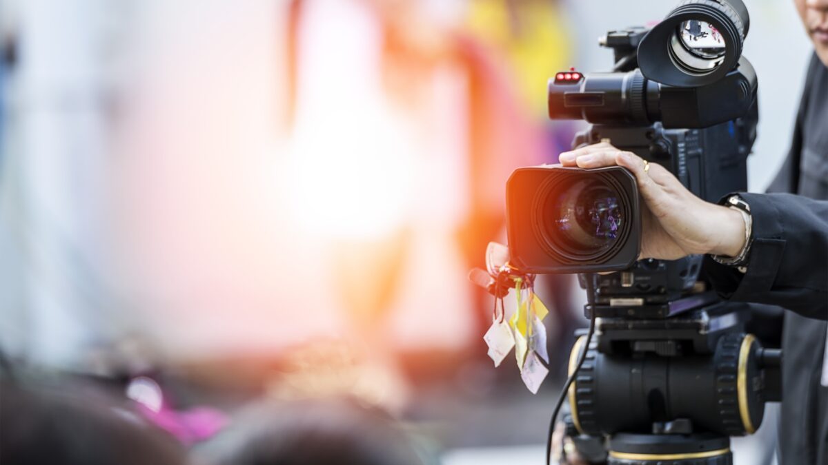 Top 3 reasons to hire a video production company